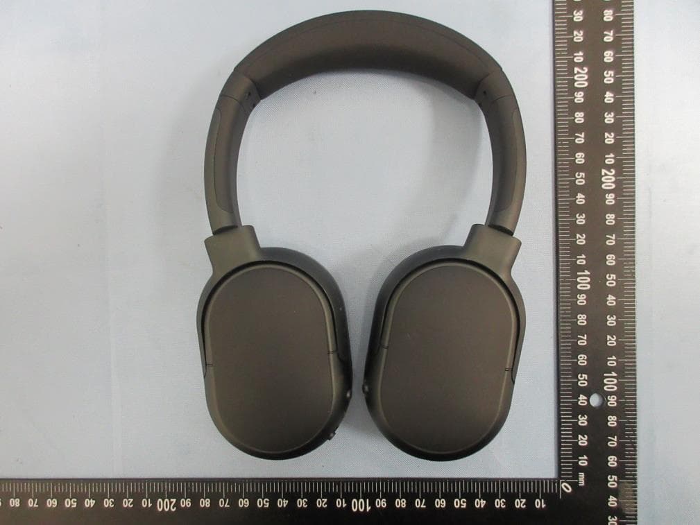 Bluetooth Headset - FCC ID 2AM5A-ATLAS - Sonos Scotland Ltd. (3)