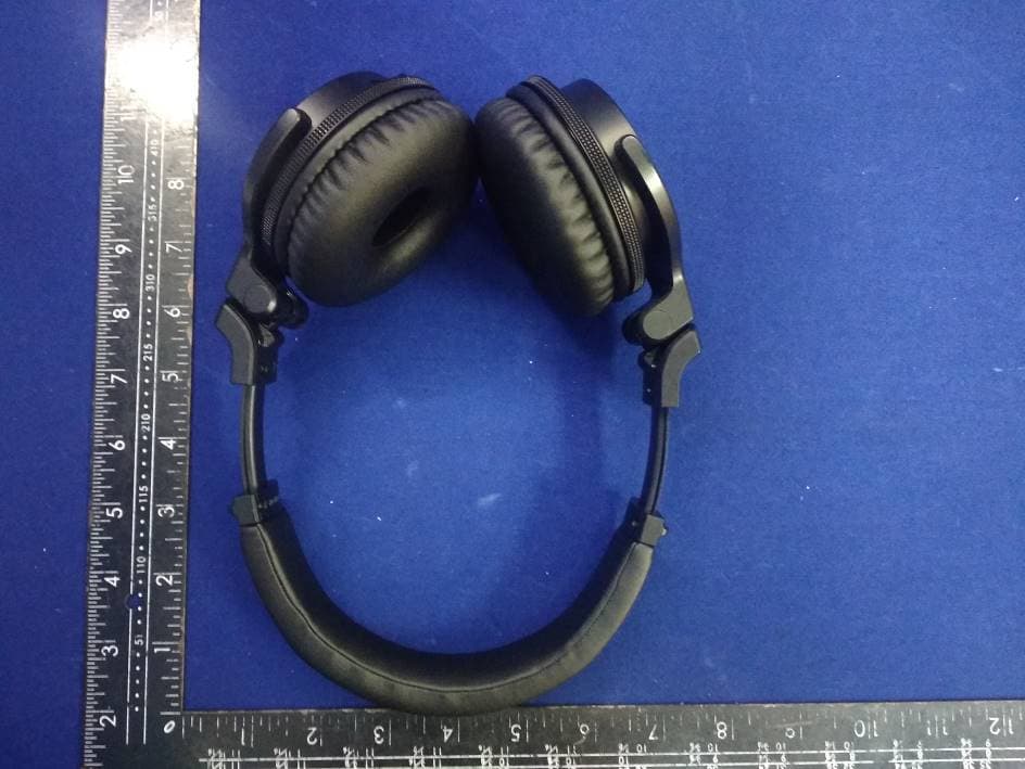 DJ Headphones with Bluetooth functionality - FCC ID 2AM73-HDJCUE1BT - AlphaTheta Corporation (5)