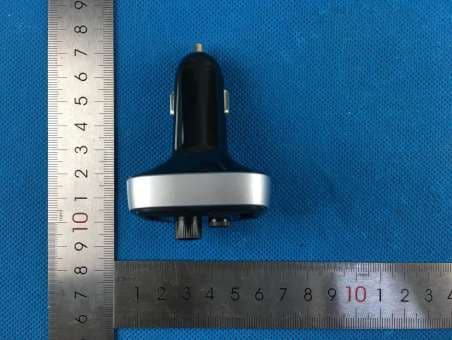 CAR FM TRANSMITTER - FCC ID 2AM87-AV83 - INTRO UNION ELECTRONICS CO, LIMITED (2)