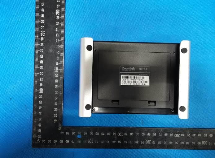media player - FCC ID 2AMA8-UPRO - Shen Zhen Zoomtak Electronics Co., Ltd (4)
