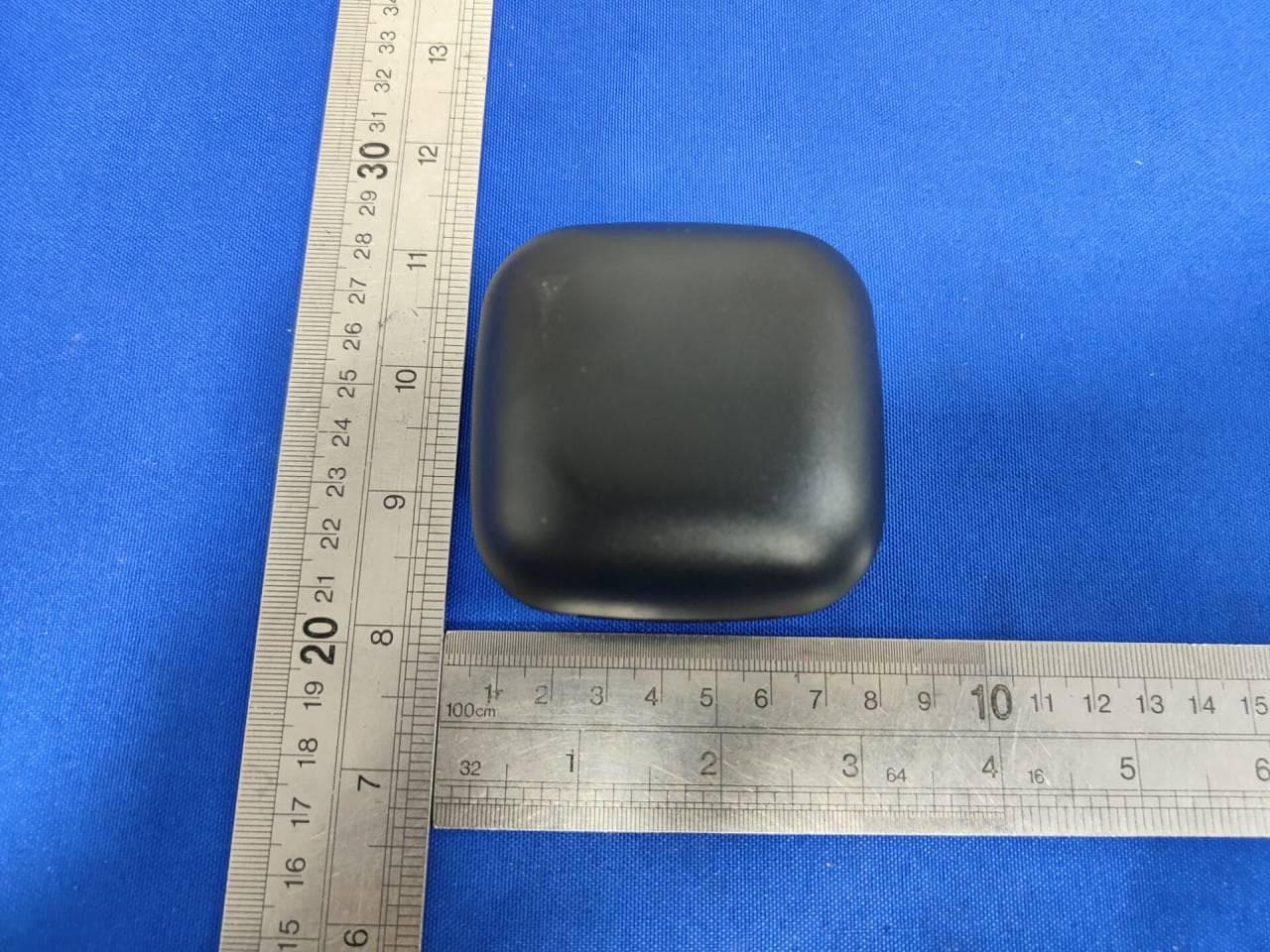 VIVITAR TRULY WIRELESS SPORT EARBUDS - FCC ID 2AMD8-BLK-57W2 - Shenzhen Ground Enterprises Co., Ltd