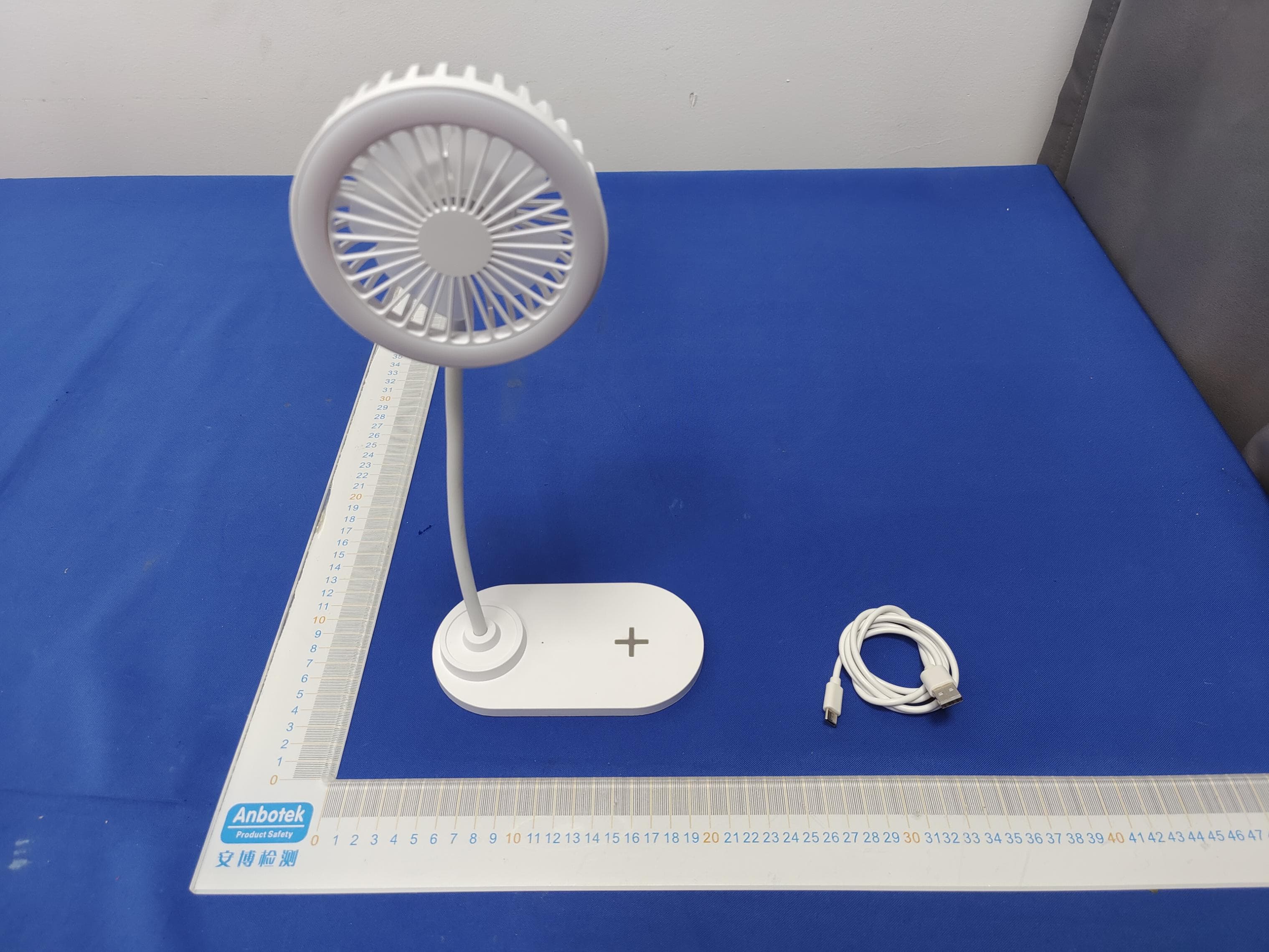 Wireless Charger with Fan & Lamp - FCC ID 2AMD8-VUF002UF2 - Shenzhen Ground Enterprises Co., Ltd