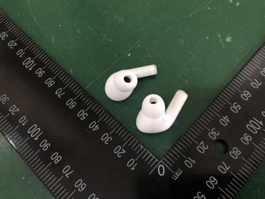 True Wireless Earbuds - FCC ID 2AMD8EP-002A - Shenzhen Ground Enterprises Co., Ltd (2)