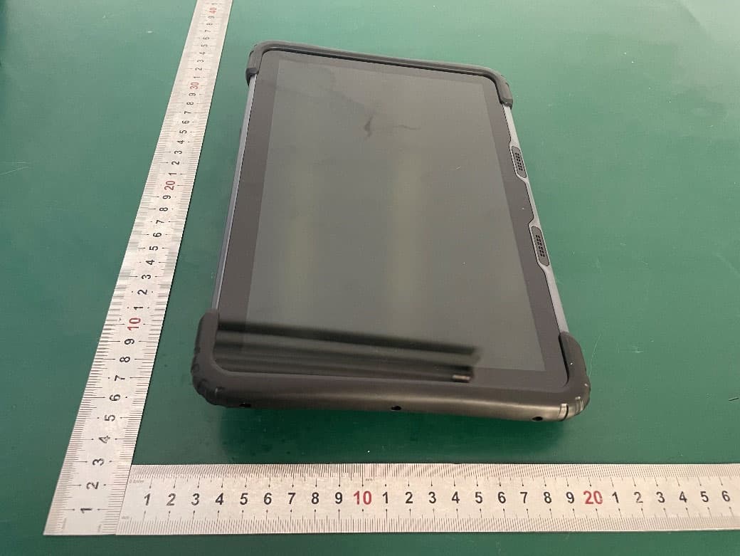 Tablet - FCC ID 2AMDJ-TC120 - Tersus GNSS Inc. (3)