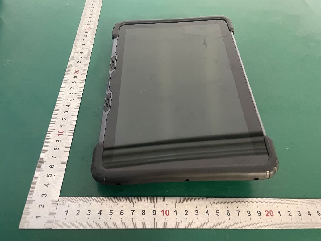 Tablet - FCC ID 2AMDJ-TC120 - Tersus GNSS Inc. (4)