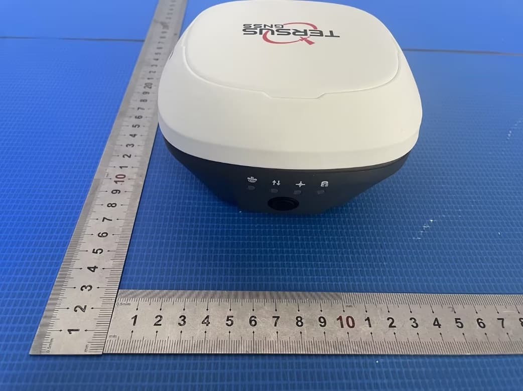 GNSS Receiver - FCC ID 2AMDJ-TS21 - Tersus GNSS Inc. (3)