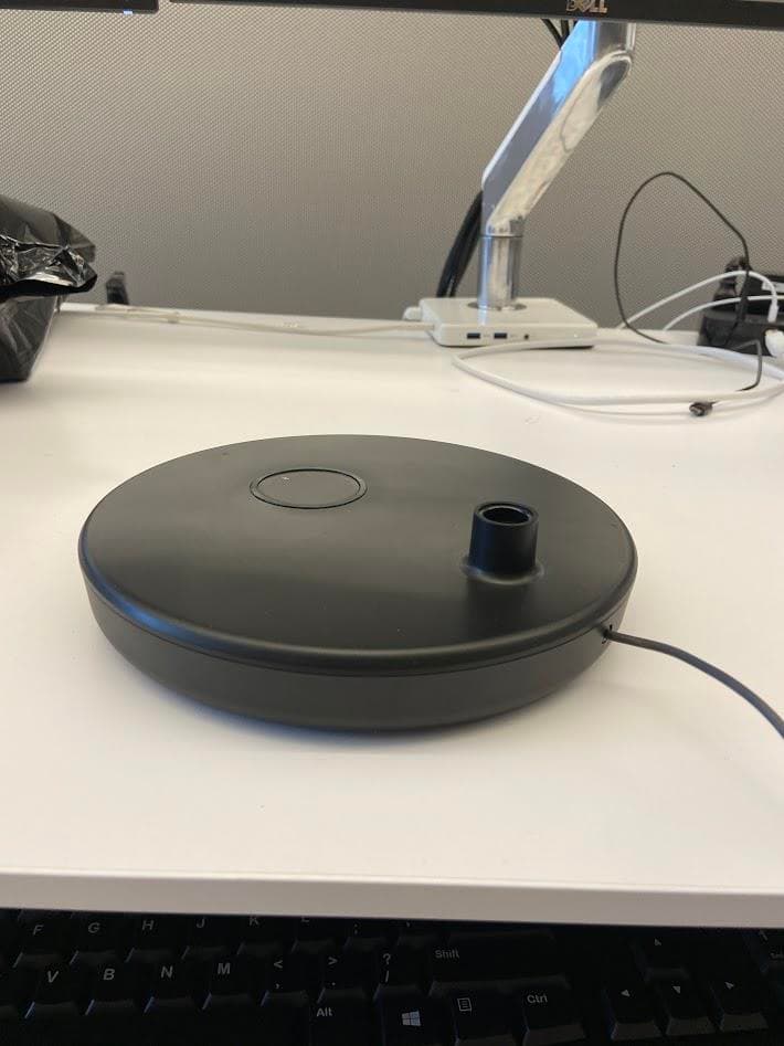 Nova Series Model N with Wireless Charging Desktop Base - FCC ID 2AMDTWCDB - Humanscale Corporation (3)