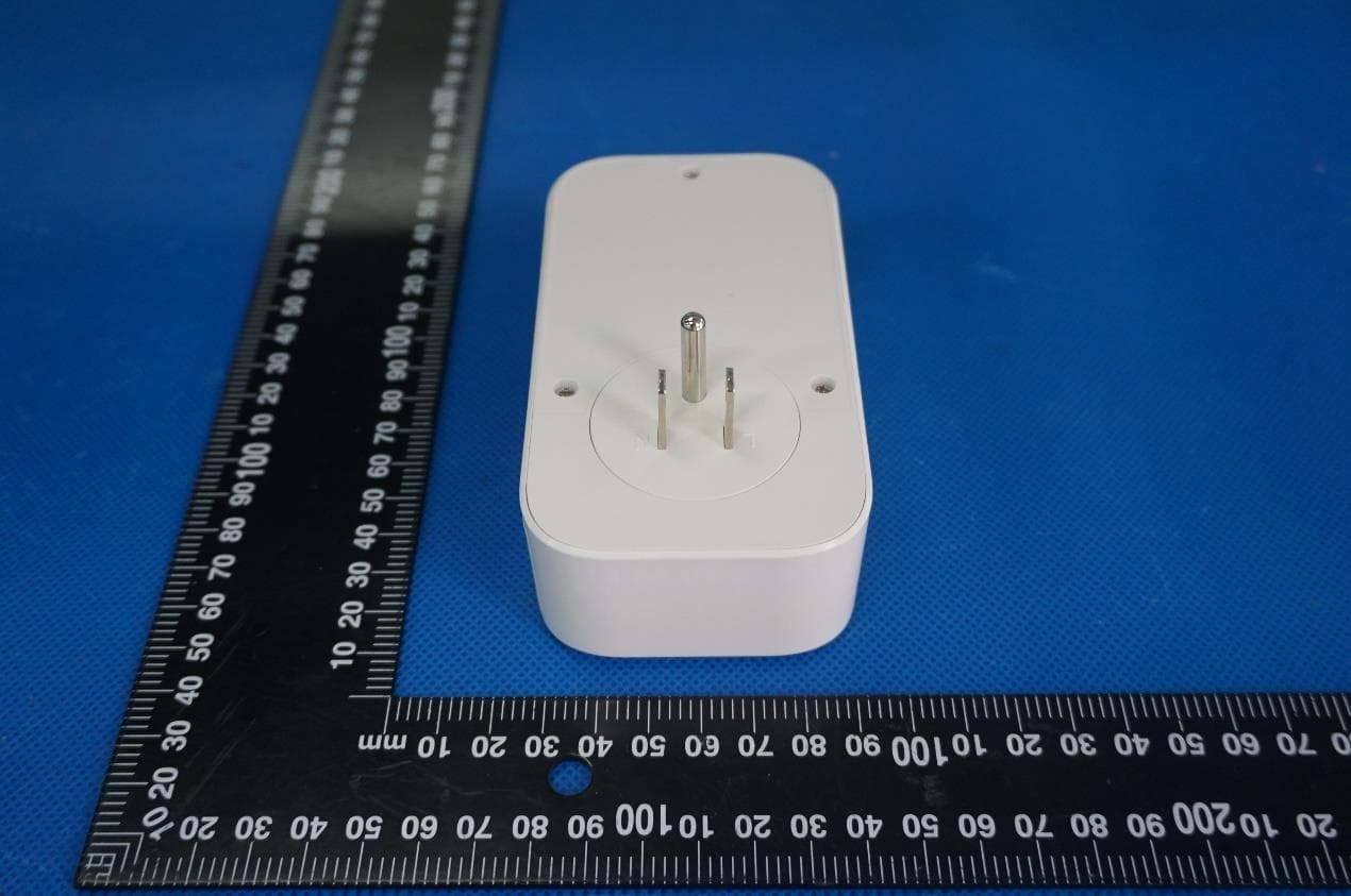 Ubibot Smart Plug - FCC ID 2AMFC-SP1 - Dalian Cloud Force Technologies Co., Ltd. (2)