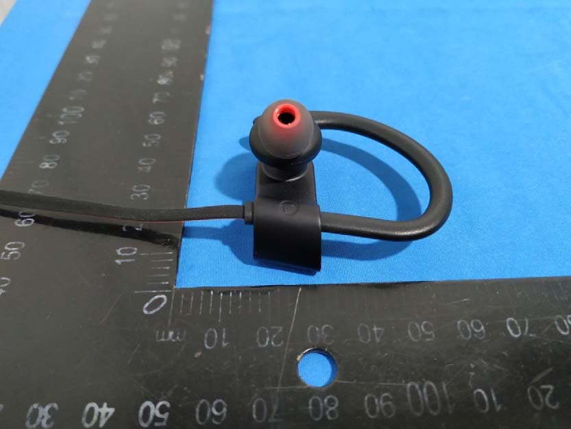Bluetooth Headphone - FCC ID 2AMH2-BH088E - MPOW TECHNOLOGY CO., LIMITED (4)