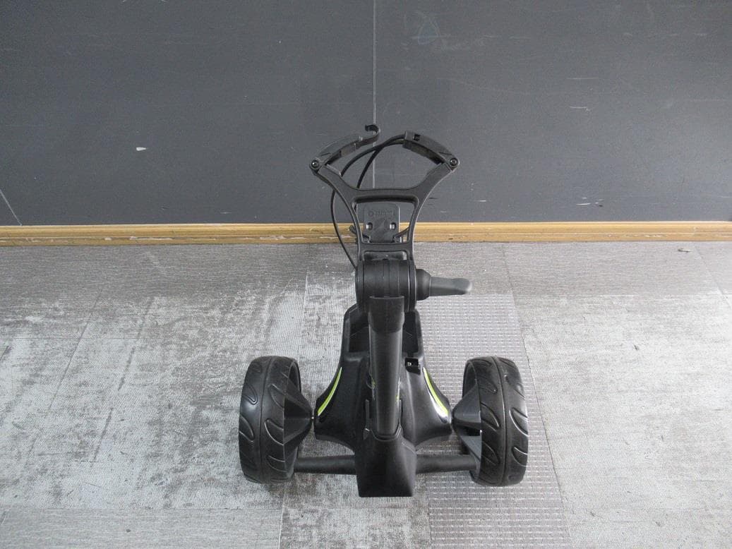 Golf Trolley - FCC ID 2AMH4M3GPS - Motocaddy Ltd. (4)