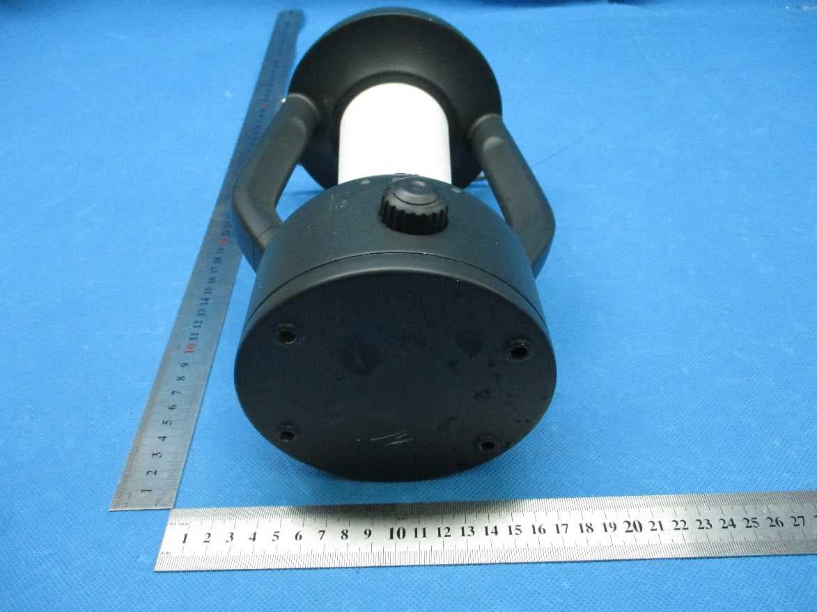 Swiss Tech Hangen Classic Inspired LED Lantern with Bluetooth Speaker - FCC ID 2AMI2-30800 - Hangzhou Great Star Industrial Co., Ltd.
