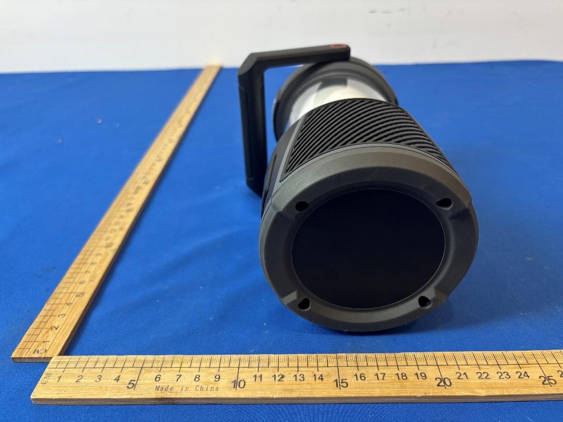 HUSKY 1500 Lumen Compact Lantern with Bluetooth Speaker - FCC ID 2AMI2-92125 - Hangzhou Great Star Industrial Co., Ltd.