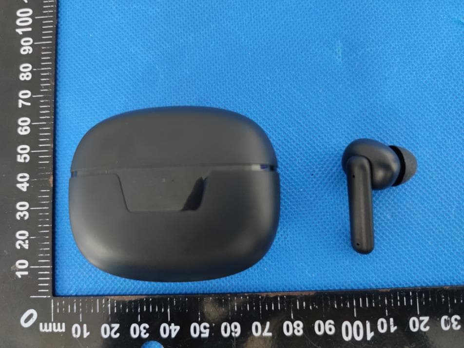 Wireless Earphone - FCC ID 2AML5-BTW92 - KVANCE TECHNOLOGY CO.,LTD (3)