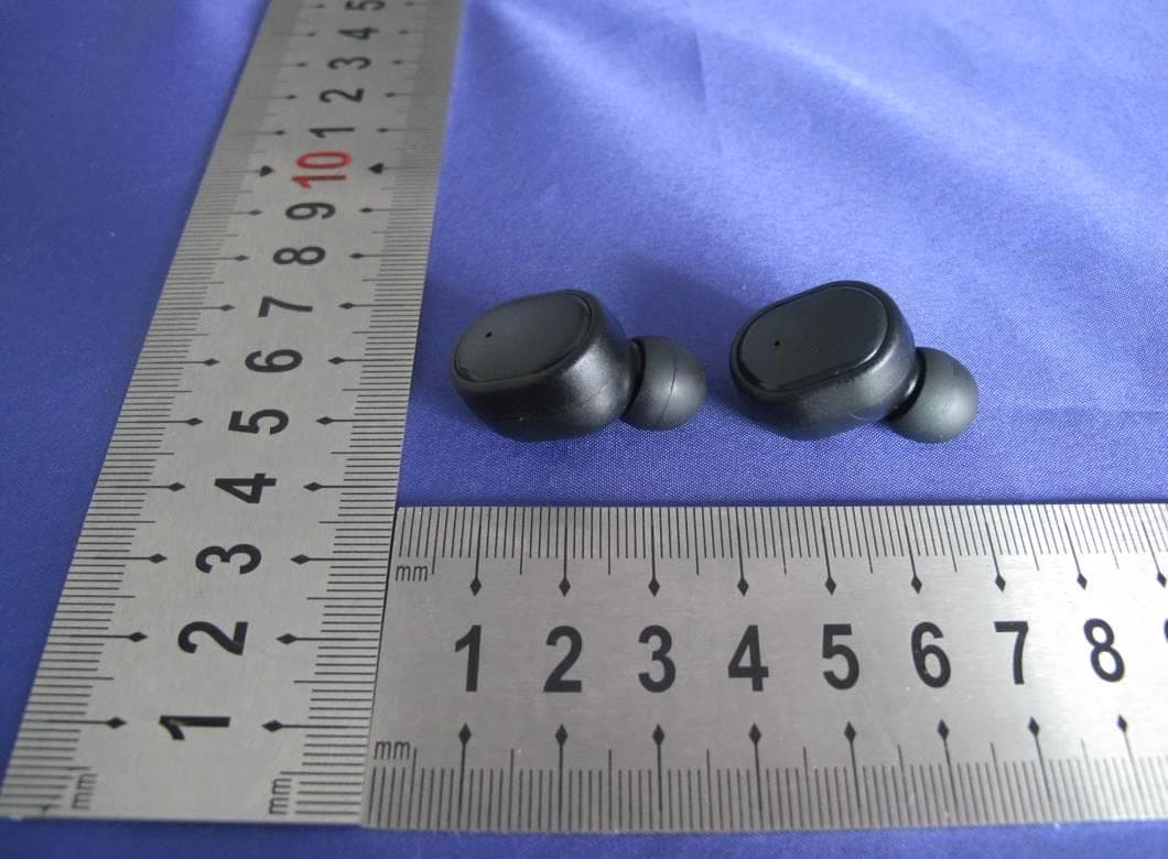 True wireless earbuds - FCC ID 2AML6KR312 - KINGRAY ELECTRONICS Co., LTD (2)