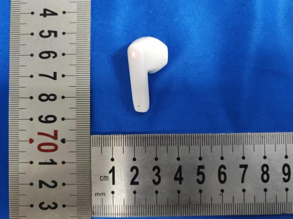 Wireless Earbuds - FCC ID 2AML6KR315A - KINGRAY ELECTRONICS Co., LTD (4)