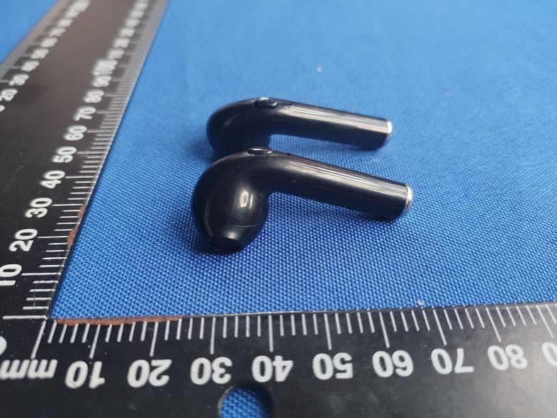 True wireless earbuds - FCC ID 2AML6KR316 - KINGRAY ELECTRONICS Co., LTD (4)