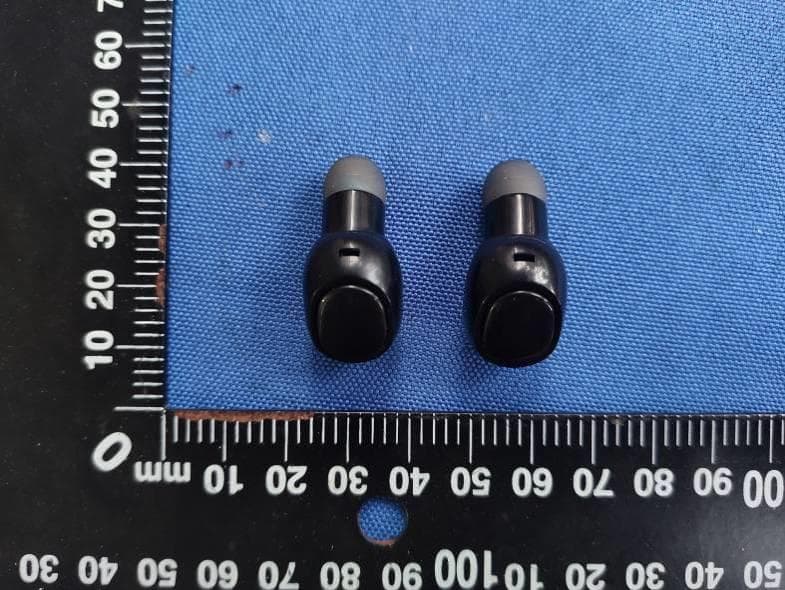 Wireless earbuds - FCC ID 2AML6KR319 - KINGRAY ELECTRONICS Co., LTD (2)