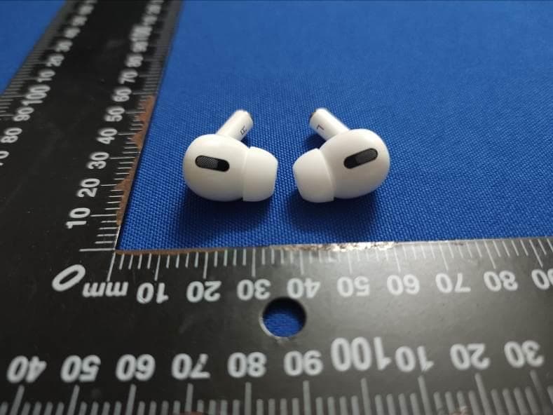 Bluetooth earbuds - FCC ID 2AML6KR320 - KINGRAY ELECTRONICS Co., LTD (3)