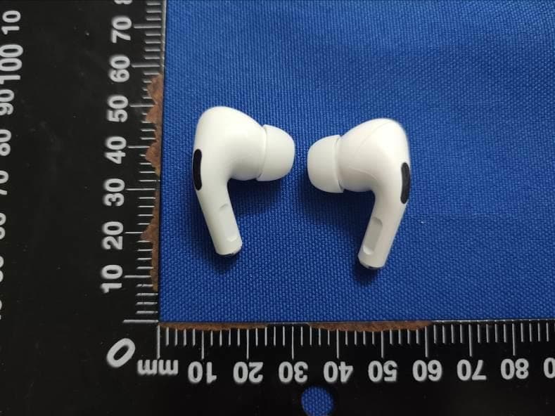 Bluetooth earbuds - FCC ID 2AML6KR320 - KINGRAY ELECTRONICS Co., LTD