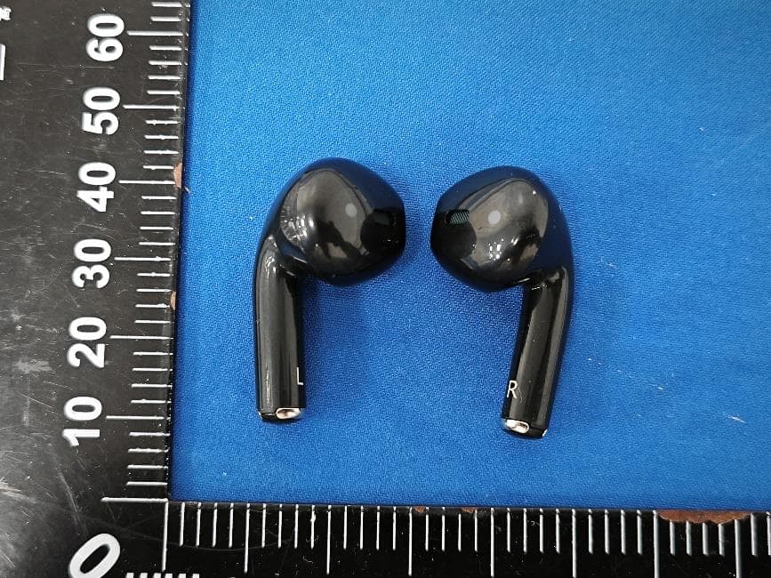 Wireless headphone - FCC ID 2AML6KR320C - KINGRAY ELECTRONICS Co., LTD