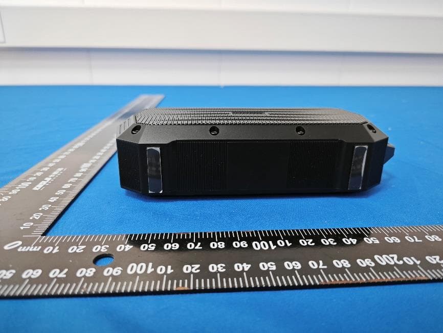 BT Speaker - FCC ID 2AML6KR6806 - KINGRAY ELECTRONICS Co., LTD (4)