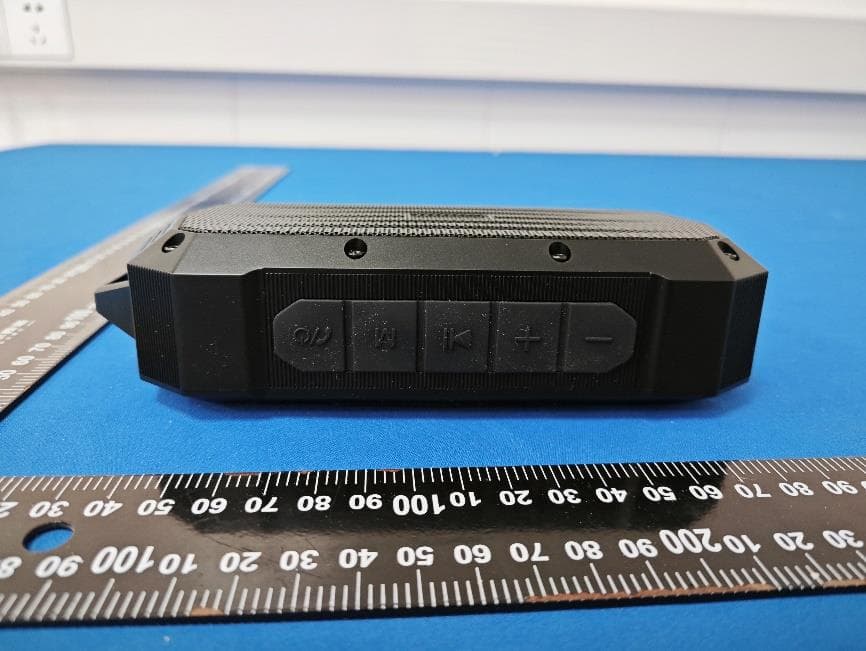 BT Speaker - FCC ID 2AML6KR6806 - KINGRAY ELECTRONICS Co., LTD (3)