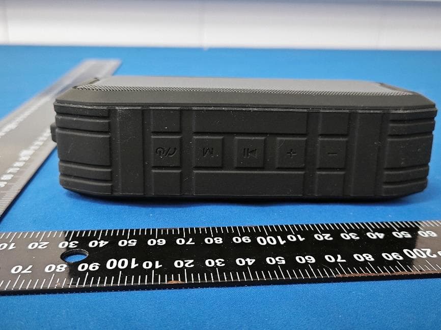 BT Speaker - FCC ID 2AML6KR6807 - KINGRAY ELECTRONICS Co., LTD (4)
