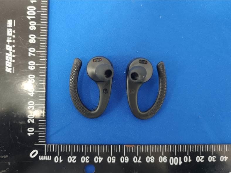 Wireless earbuds - FCC ID 2AML6KR742 - KINGRAY ELECTRONICS Co., LTD (2)