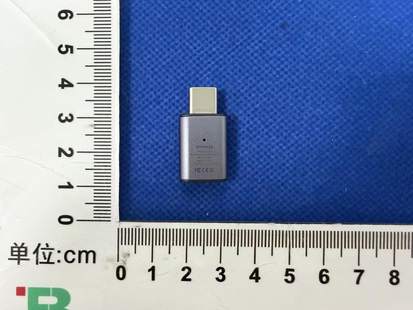 Bluetooth Headset Adapter - FCC ID 2AMLX-BT200 - Dongguan Meekom Electronic Co., Ltd (4)