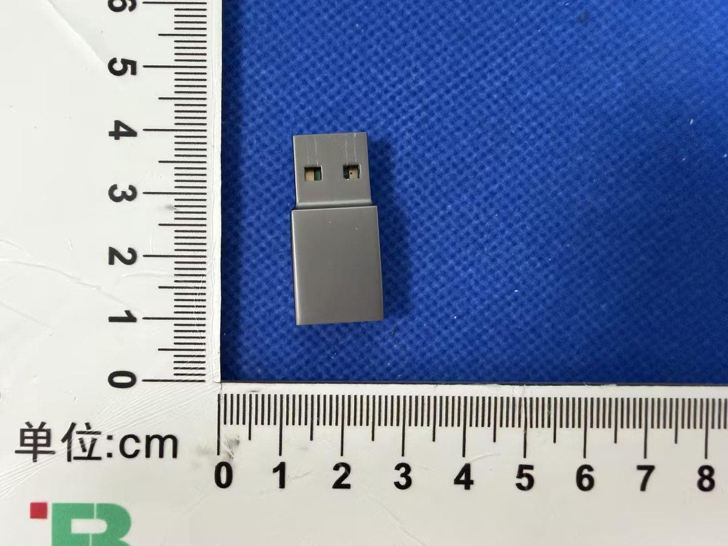 Bluetooth Headset Adapter - FCC ID 2AMLX-BT700 - Dongguan Meekom Electronic Co., Ltd (2)