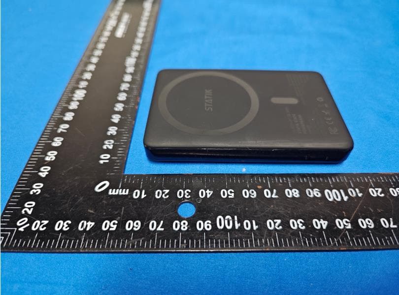 STATIK STATE POWERBANK - FCC ID 2AMNT-PUP-0434 - Curv Group LLC (2)