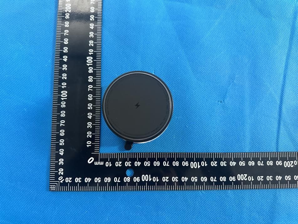 Wireless Car Charger - FCC ID 2AMNT-PUP-0661 - Curv Group LLC (2)