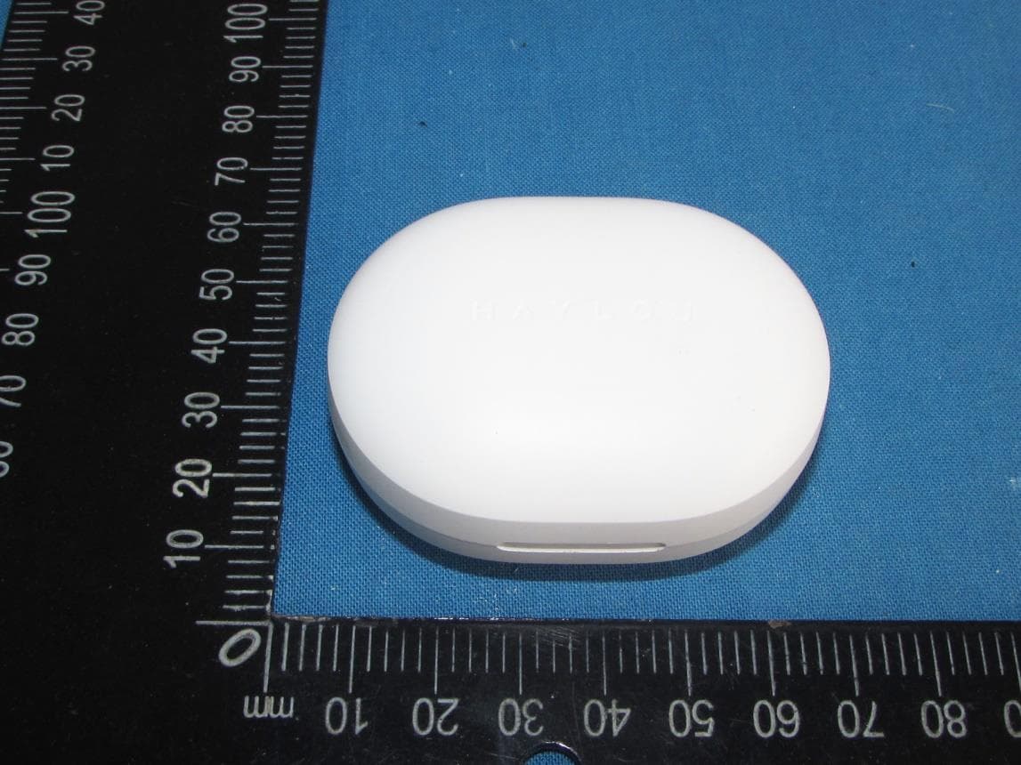 True Wireless Earbuds - FCC ID 2AMQ6-GT7 - Dongguan Liesheng Electronics Co., Ltd. (3)