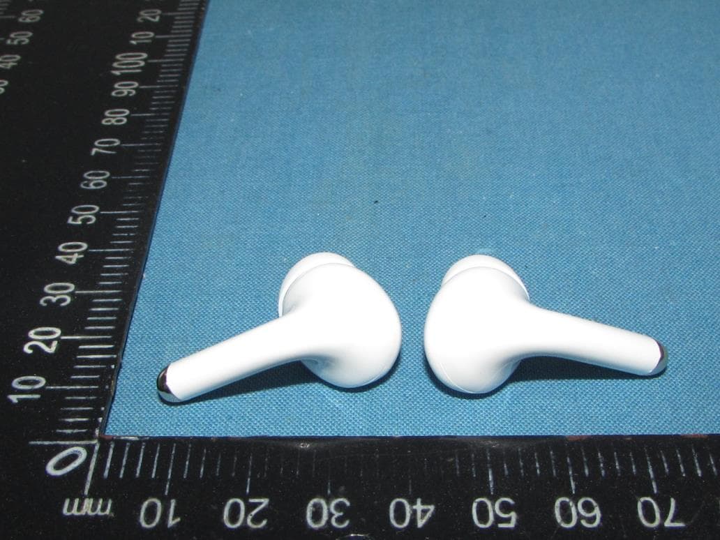 True Wireless Earbuds - FCC ID 2AMQ6-X1S - Dongguan Liesheng Electronics Co., Ltd. (3)