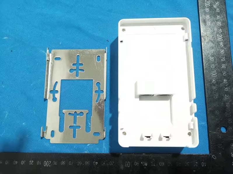 High Performance 802.11ac (2x2) Wave 2 Indoor (Room) Access Point - FCC ID 2AMQU-QN-H-220 - QUANTUM NETWORKS (SG) PTE.LTD.