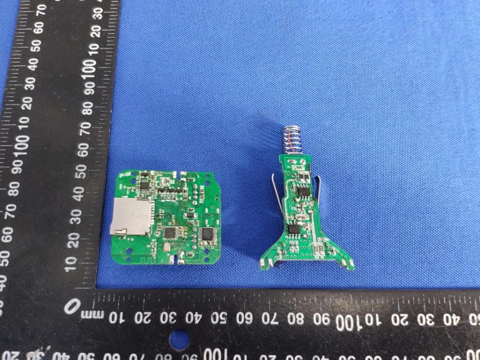 WIRELESS FM TRANSMITTER AND CAR CHARGER - FCC ID 2AMSO-CAD6005 - Summit Electronics LLC (4)