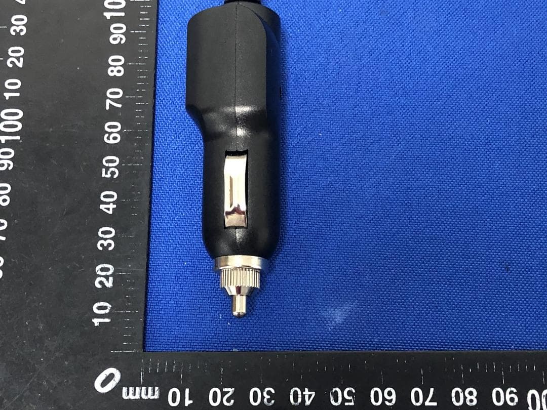 WIRELESS FM TRANSMITTER AND CAR CHARGER - FCC ID 2AMSOCAD-6057 - Summit Electronics LLC (2)