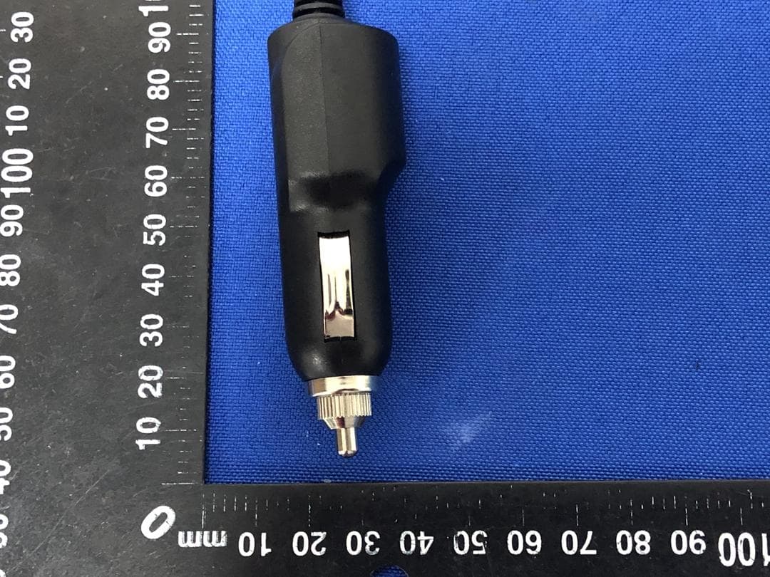 WIRELESS FM TRANSMITTER AND CAR CHARGER - FCC ID 2AMSOCAD-6057 - Summit Electronics LLC (3)
