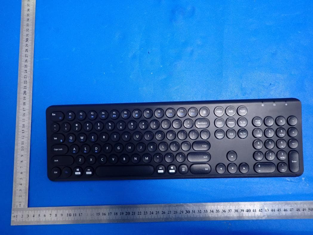 Bluetooth Keyboard - FCC ID 2AMSUGBT1L - SANWA LIMITED (2)