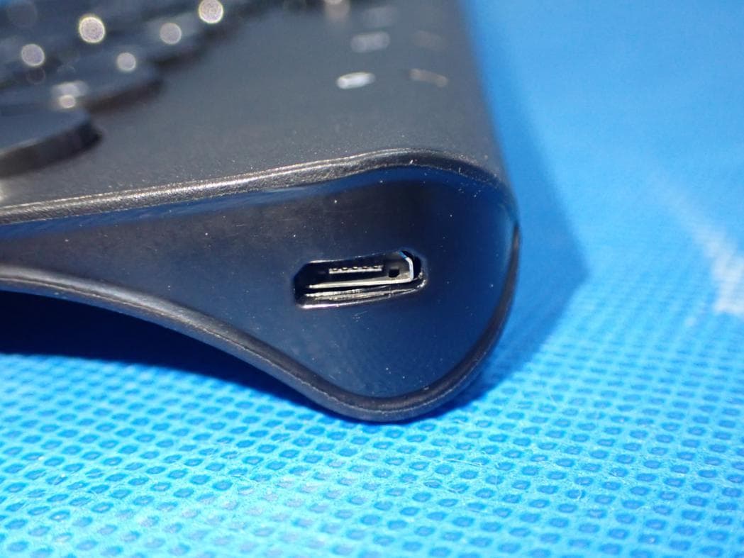 Bluetooth Keyboard - FCC ID 2AMSUGBT1L - SANWA LIMITED (3)