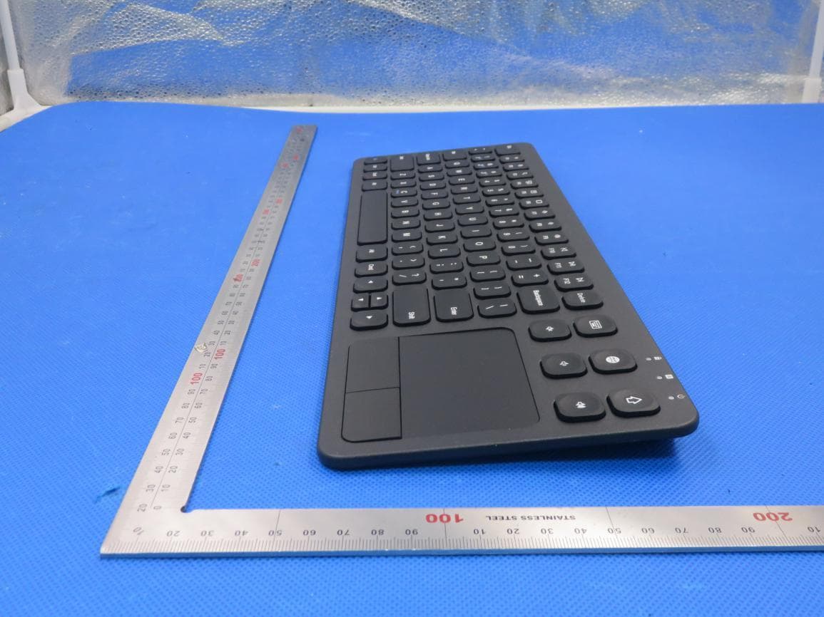 Bluetooth keyboard - FCC ID 2AMSUGSKBBT066 - SANWA LIMITED (5)