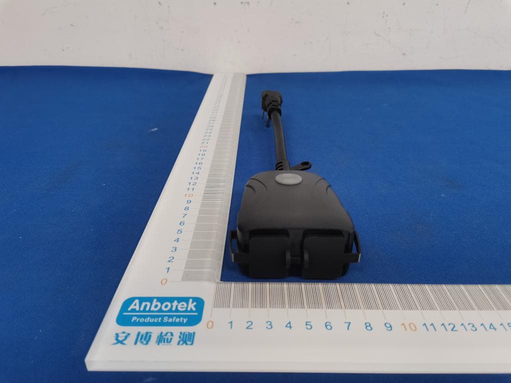 2-outlet outdoor wifi smart plug - FCC ID 2AMV5-SK509WN - Changxing Potek Electronics & Technology Co., Ltd. (4)