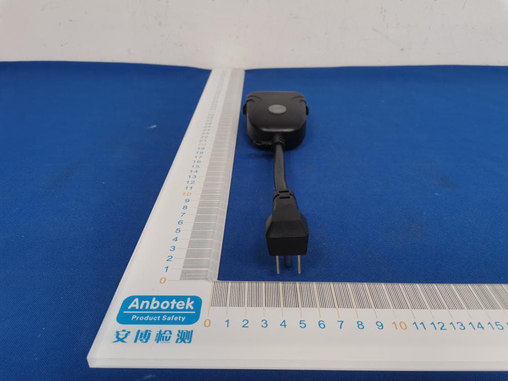 2-outlet outdoor wifi smart plug - FCC ID 2AMV5-SK509WN - Changxing Potek Electronics & Technology Co., Ltd. (3)