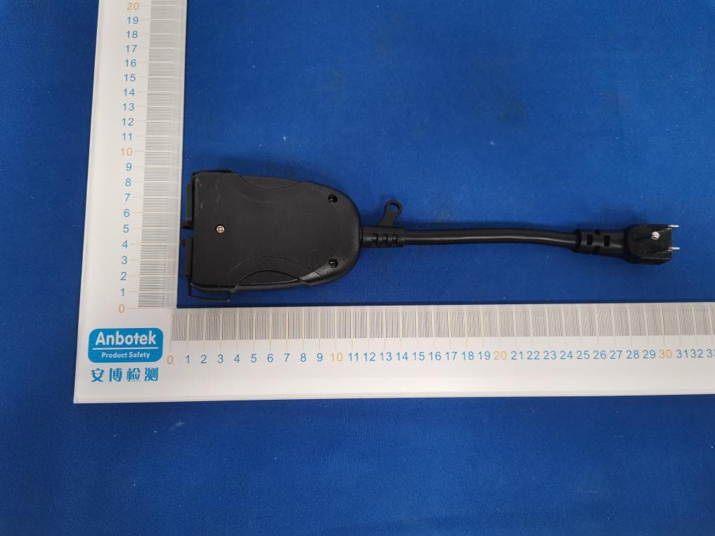 2-outlet outdoor wifi smart plug - FCC ID 2AMV5-SK509WN - Changxing Potek Electronics & Technology Co., Ltd. (2)