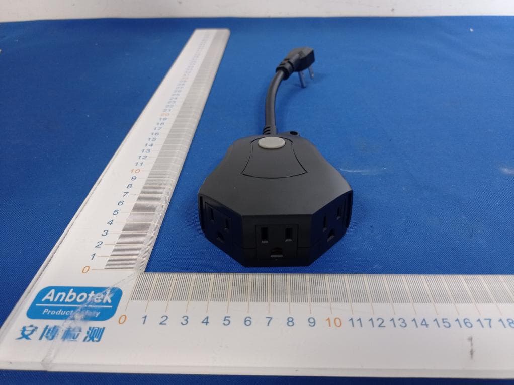 3-outlet outdoor wifi smart plug - FCC ID 2AMV5-SK511-A-W-A - Changxing Potek Electronics & Technology Co., Ltd. (5)
