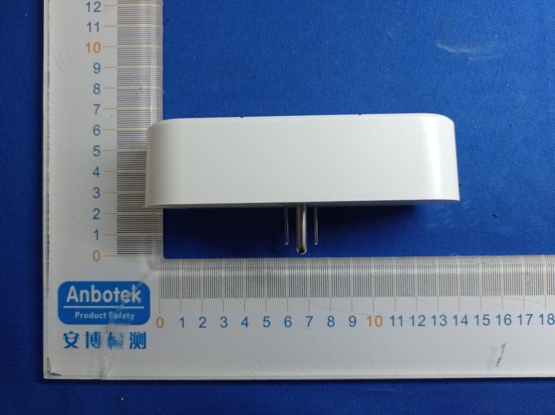 2-outlet simultaneously controlled indoor wifi smart plug - FCC ID 2AMV5-SK521-W-A - Changxing Potek Electronics & Technology Co., Ltd.