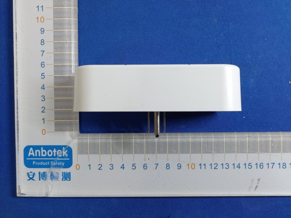 2-outlet independently controlled indoor wifi smart plug - FCC ID 2AMV5-SK522-W-A - Changxing Potek Electronics & Technology Co., Ltd. (2)