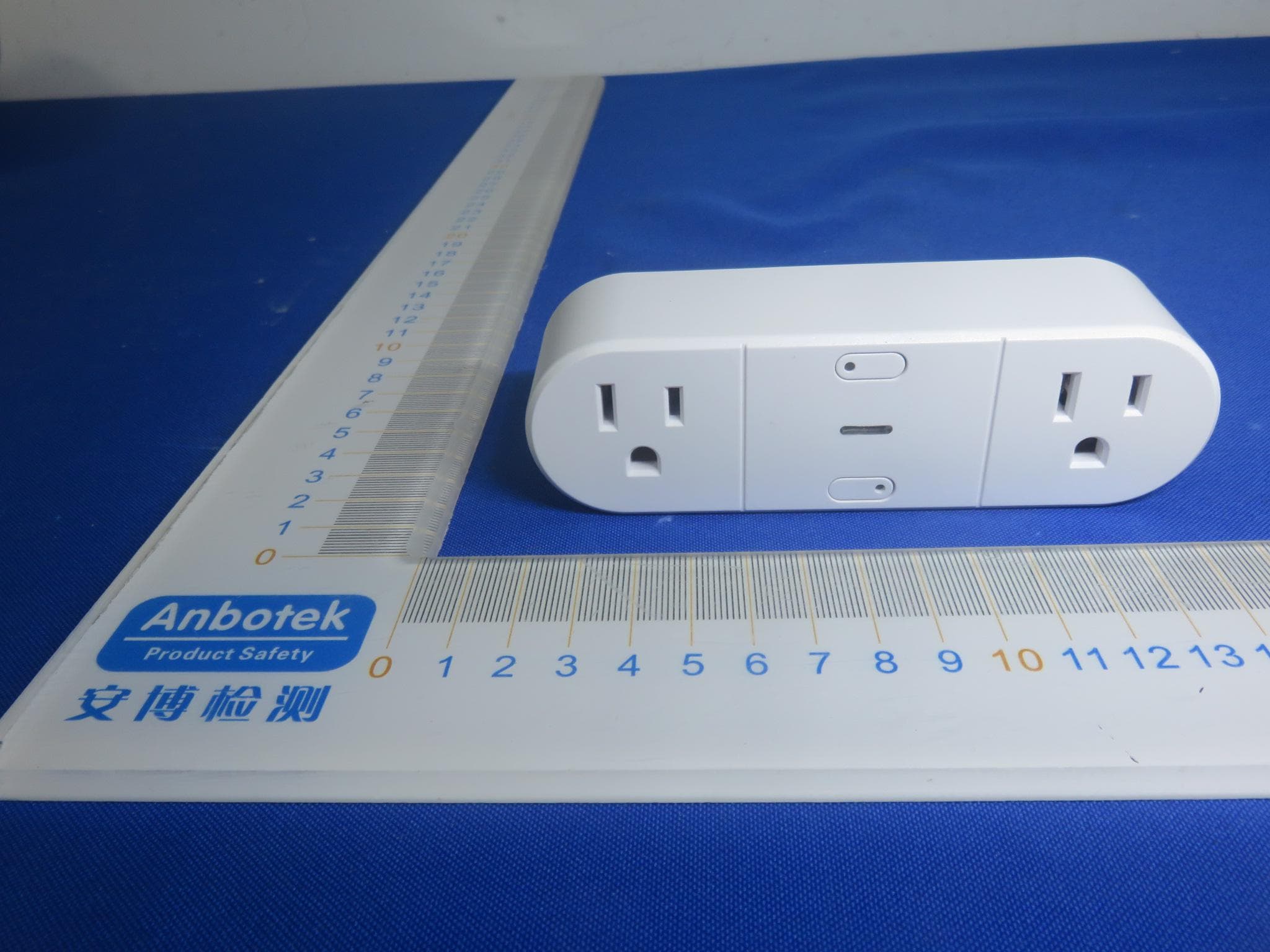 2-outlet WiFi smart socket - FCC ID 2AMV5SK522-W - Changxing Potek Electronics & Technology Co., Ltd. (3)