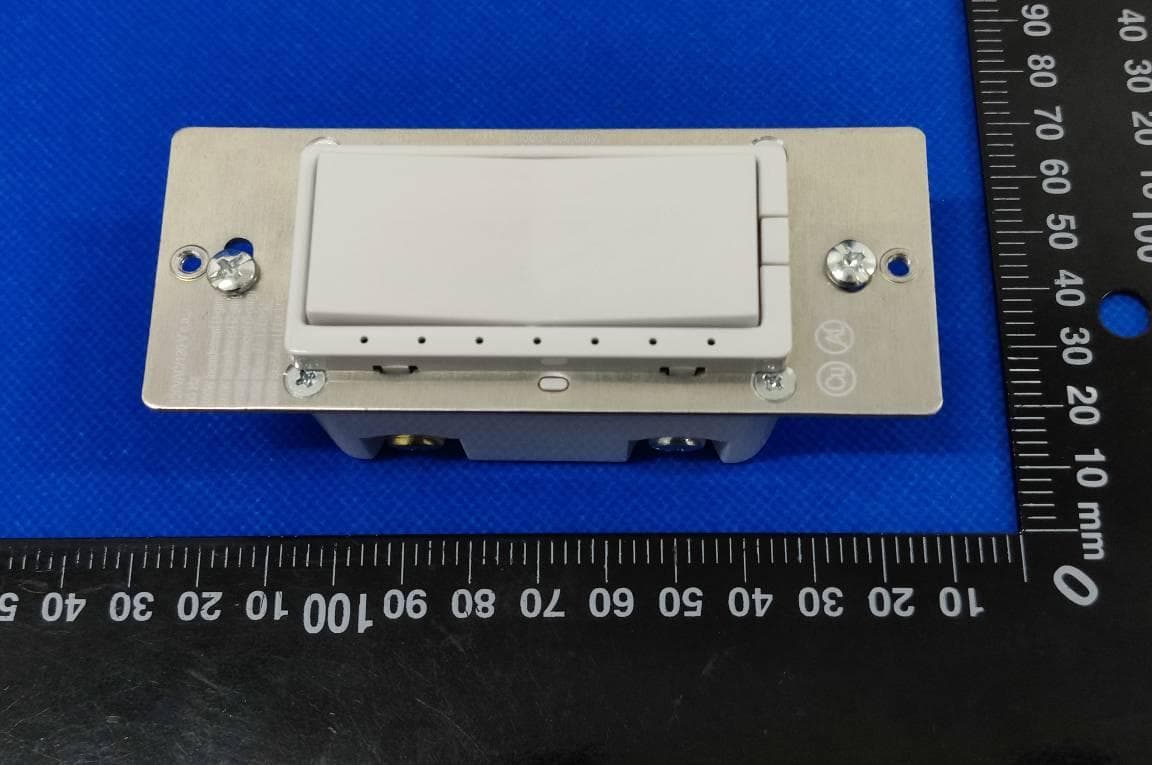 In-Wall Dimmer with Z-Wave - FCC ID 2AMY9WD800 - Golden Mark (HK) Limited
