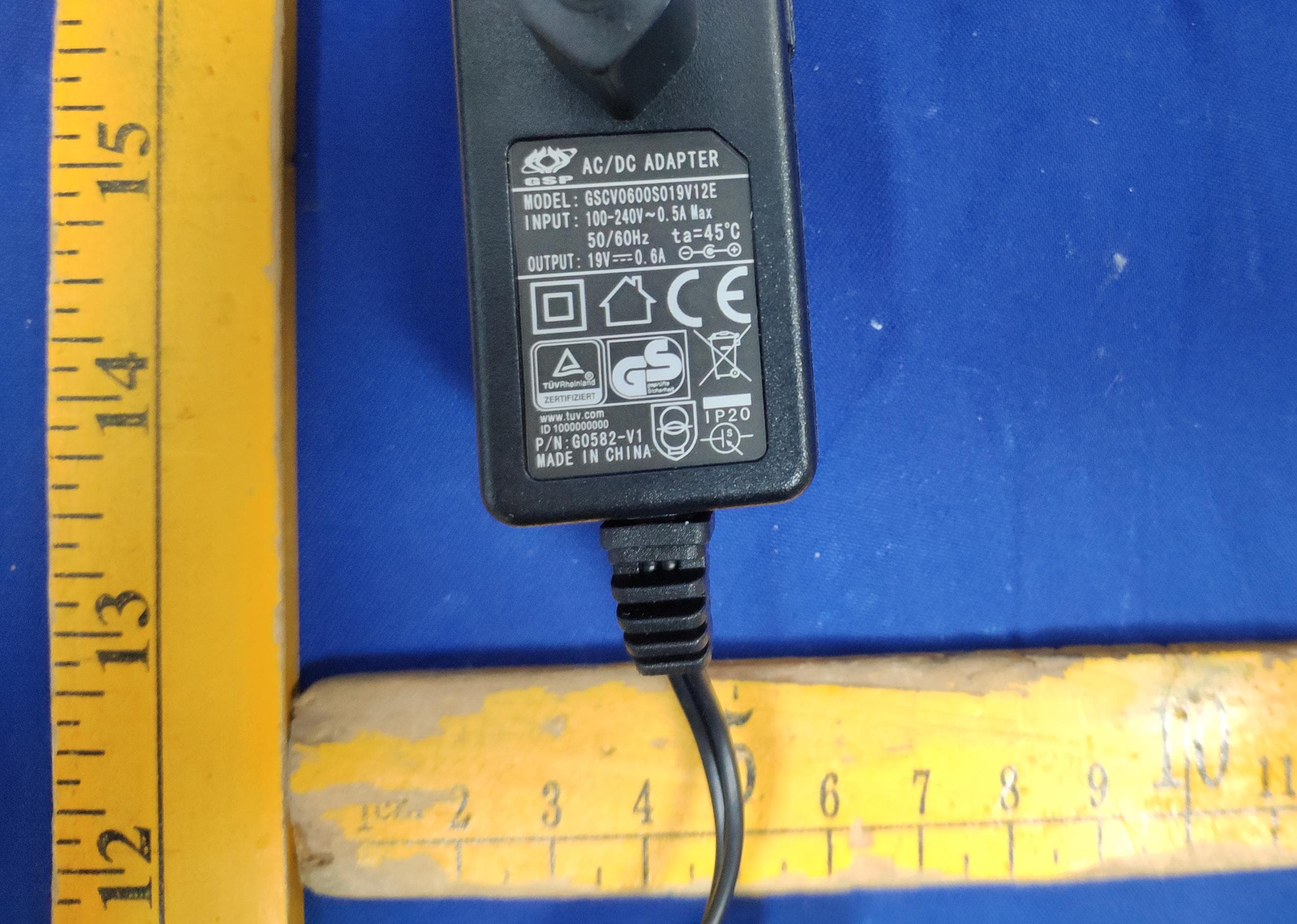 Robotic Vacuum Cleaner - FCC ID 2AMYQ-202012GD500 - Shenzhen Hua Xin Information Technology Co., Ltd (3)